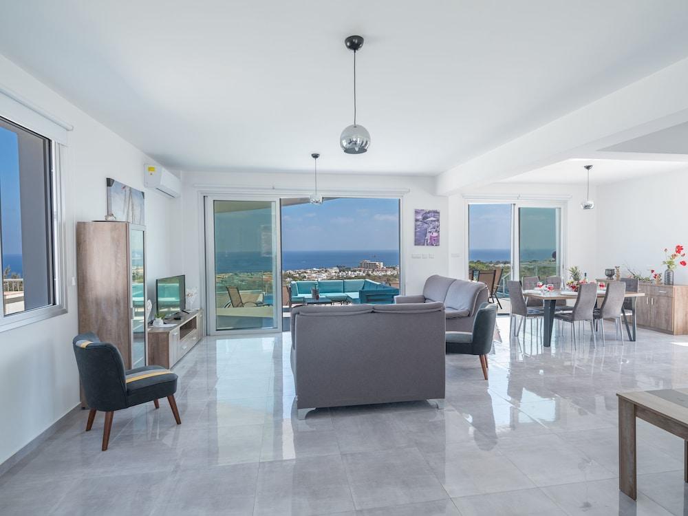 Villa Clea,stunning 4bdr Protaras Villa, Seaviews