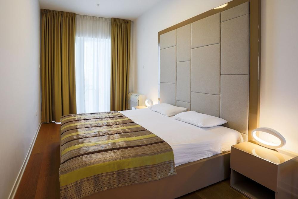 Luxury Apartments Artiani