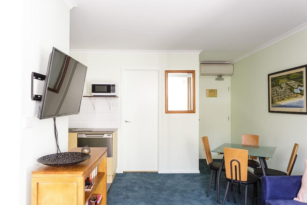 Central Sydney Chippendale with Parking