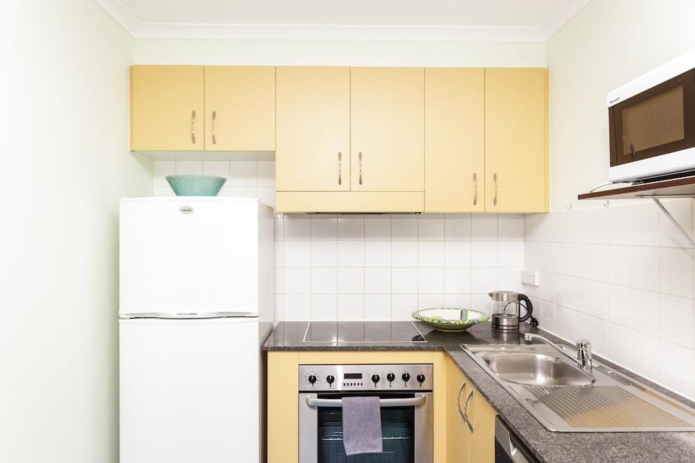 Central Sydney Chippendale with Parking