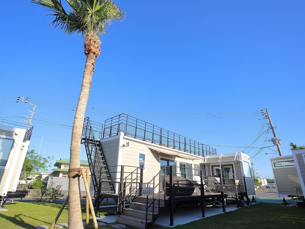 Fukiagehama Field Hotel