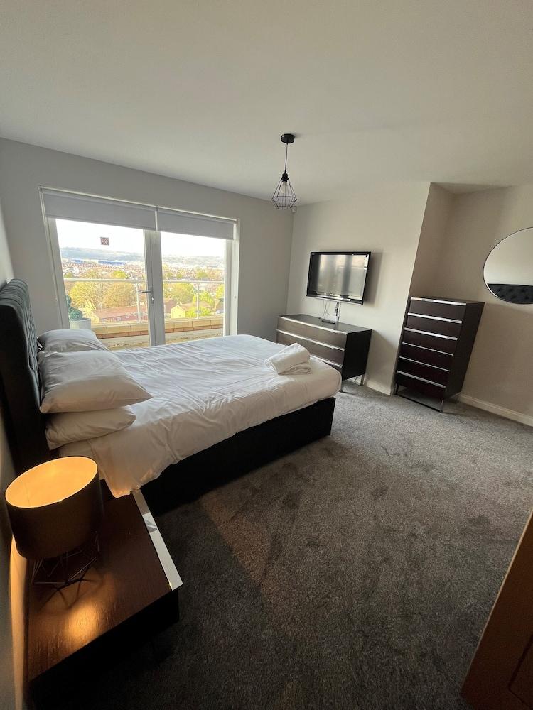 Century Wharf by Urban Space