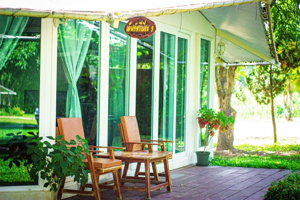 Resort Huangchui Baan Phu Khao