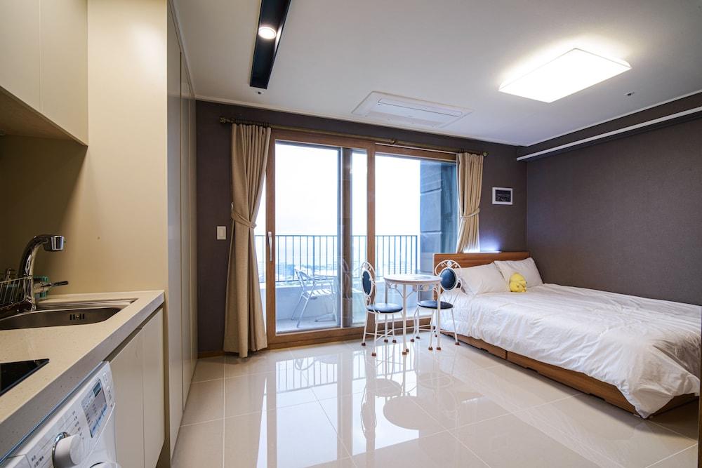 Sokcho Blue Terra Pension