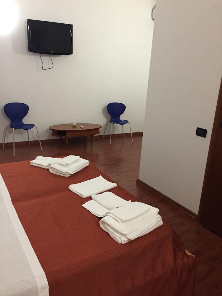 Asselta Hotel & Restaurant