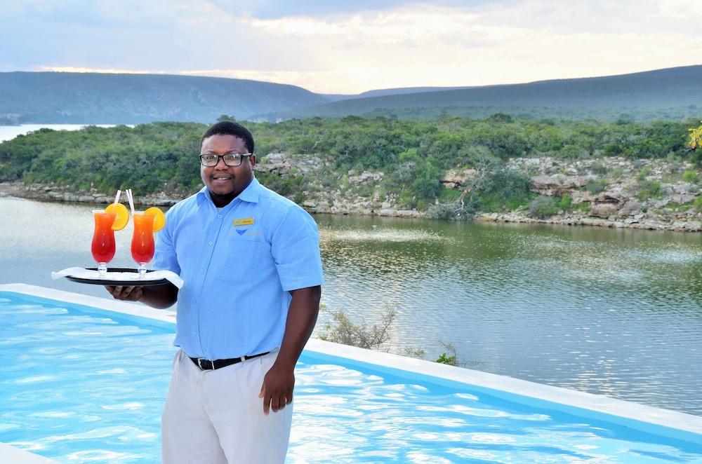 De Hoop Equipped Cottages