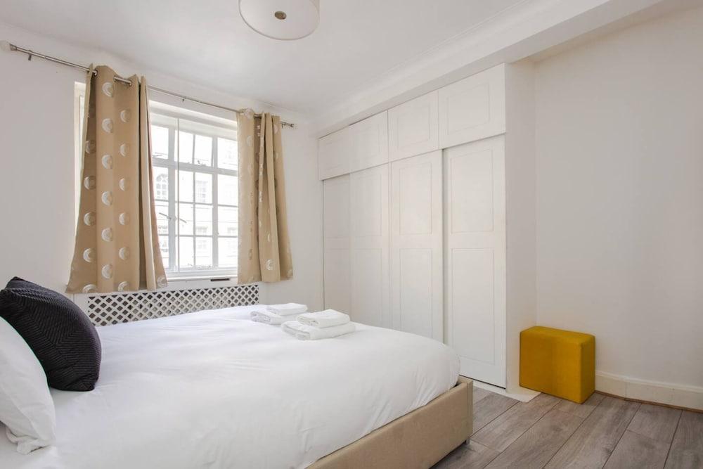 Modern 2 Bedroom Apartment in Marble Arch