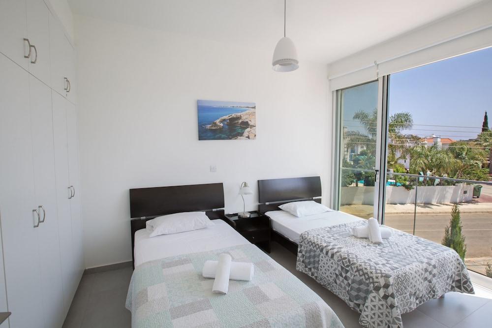 Villa Kia, Luxury 5bdr Villa