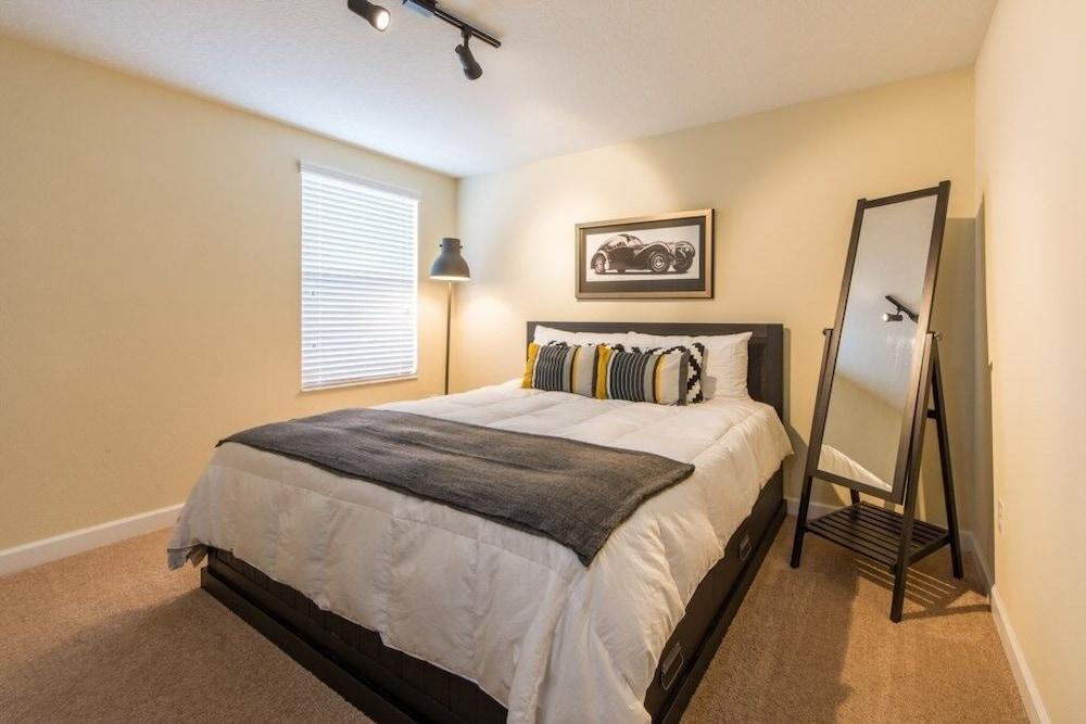 H2u - Zeus - Cg1470 7 Bedroom Home