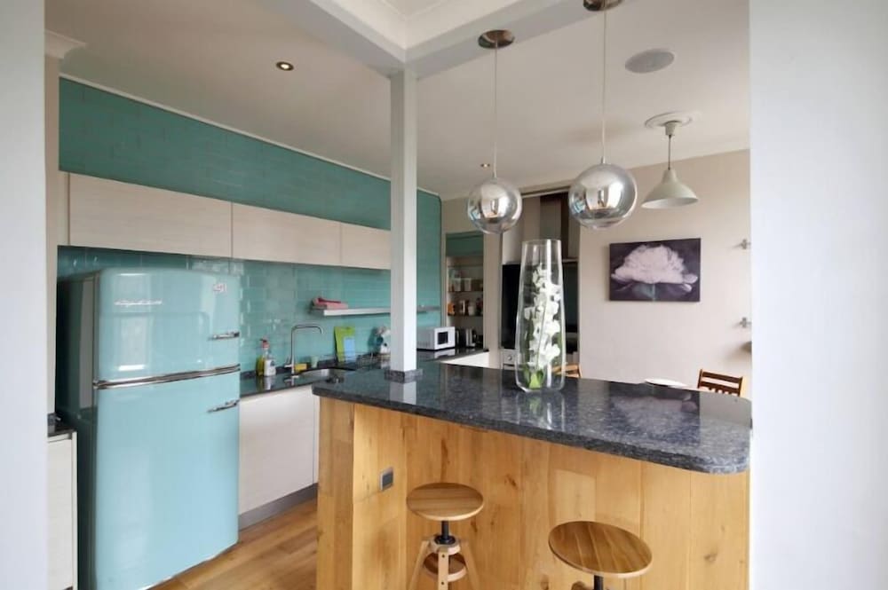 Edinburgh Spacious Apartment - Royal Mile