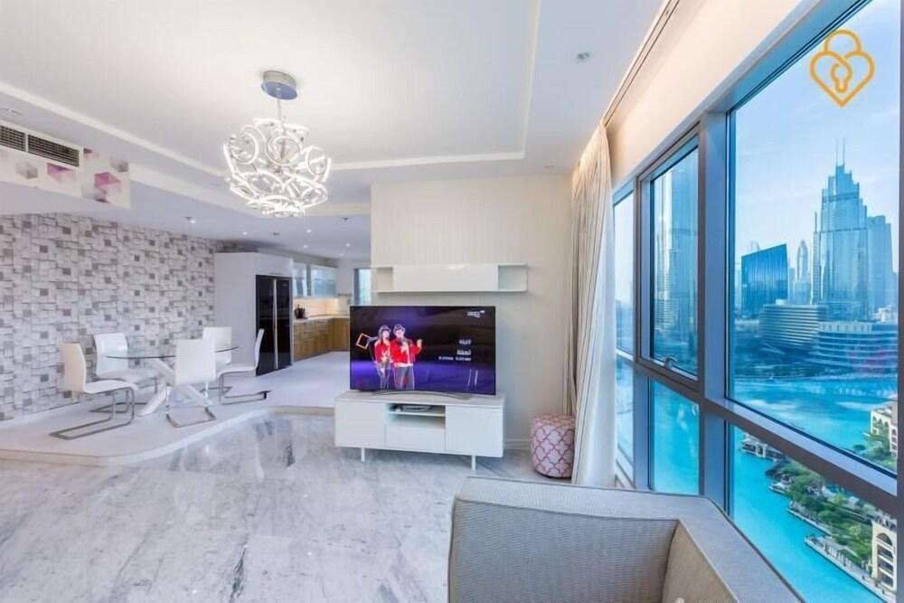 Residences 3B/R Tower 7