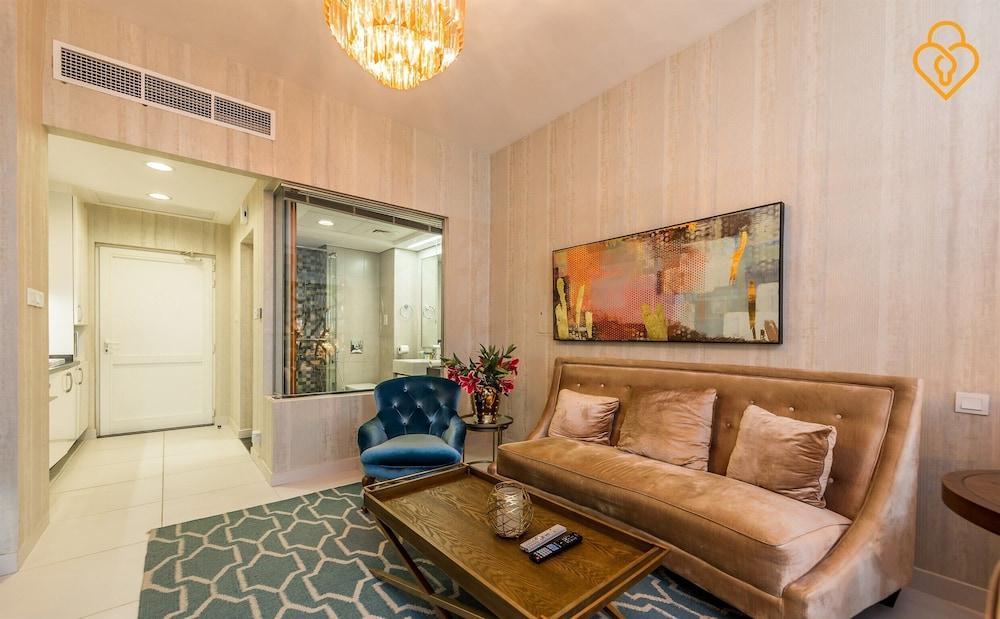 Palm Views East Studio 315