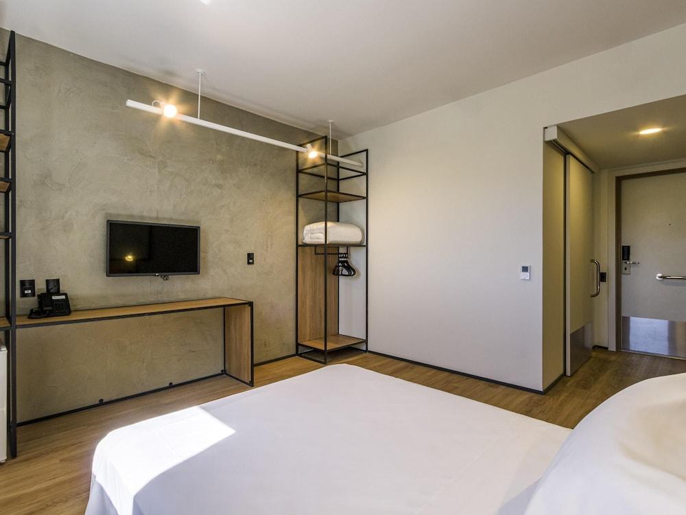 Ibis Ribeirao Preto Vila do Golf Hotel