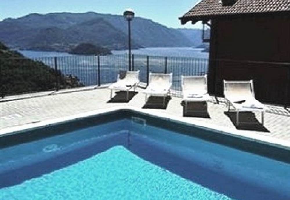 Vista d'Oro Ulivo Apt. 10