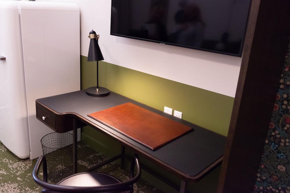 Cotton Court, by Valencia Hotel Collection