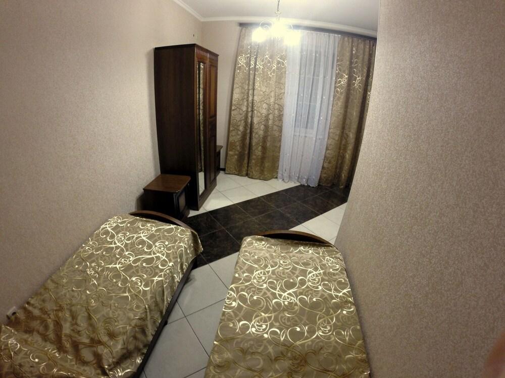 Guest House Planeta MOV