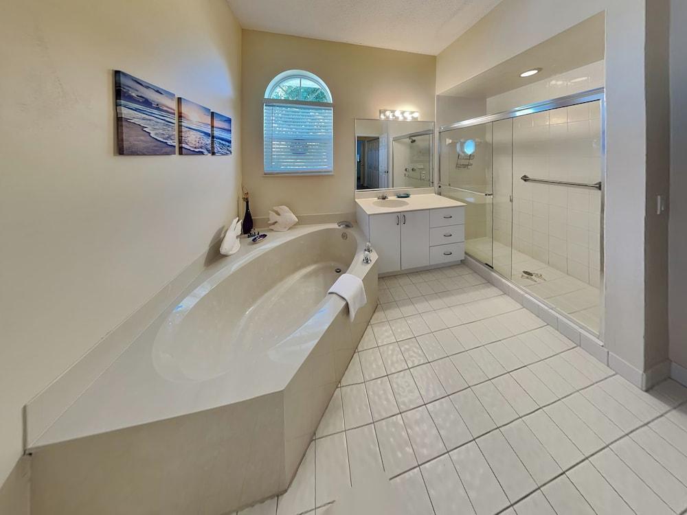 Cool Water by Distinctive Beach Rentals