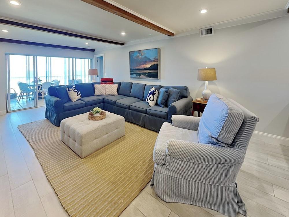 Ponte Vedra Ocean Manor 106-D by Distinctive Beach Rentals