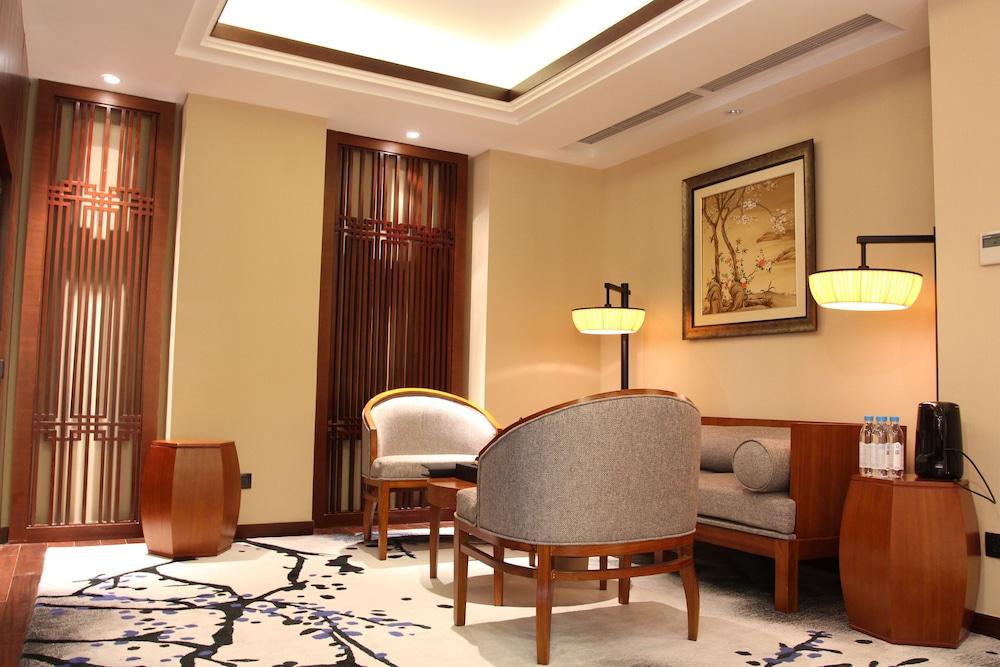 Crowne Plaza Yading by IHG