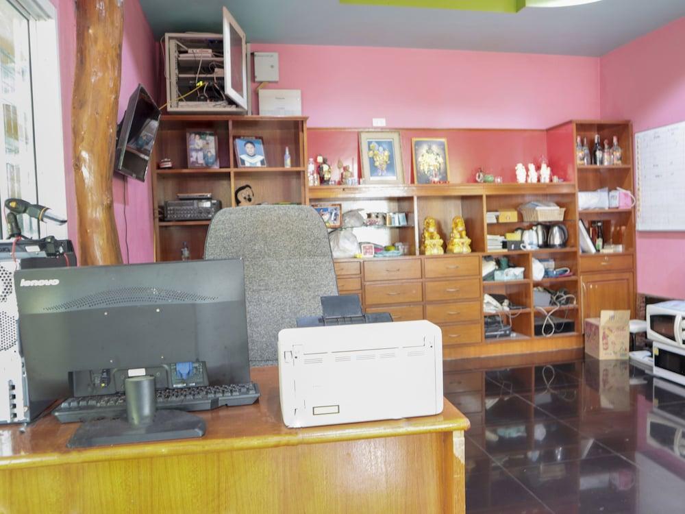 OYO 1101 Tanrak Bungalow