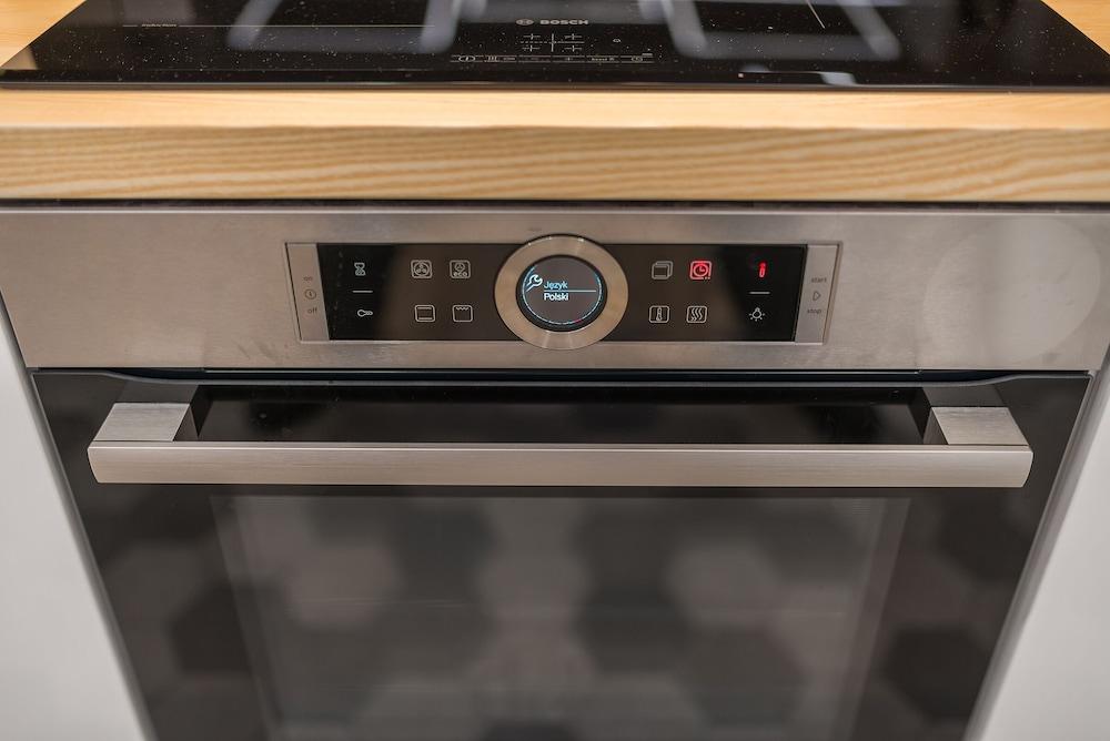 P&O Apartments Cybernetyki 6