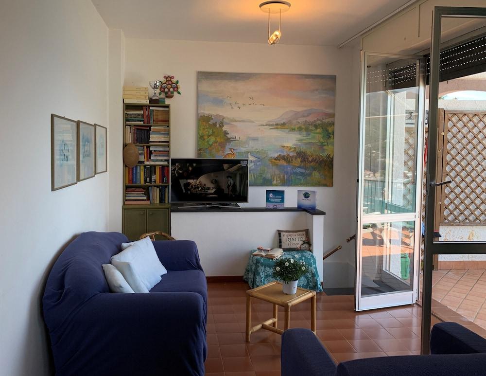 House Sunset by the Sea