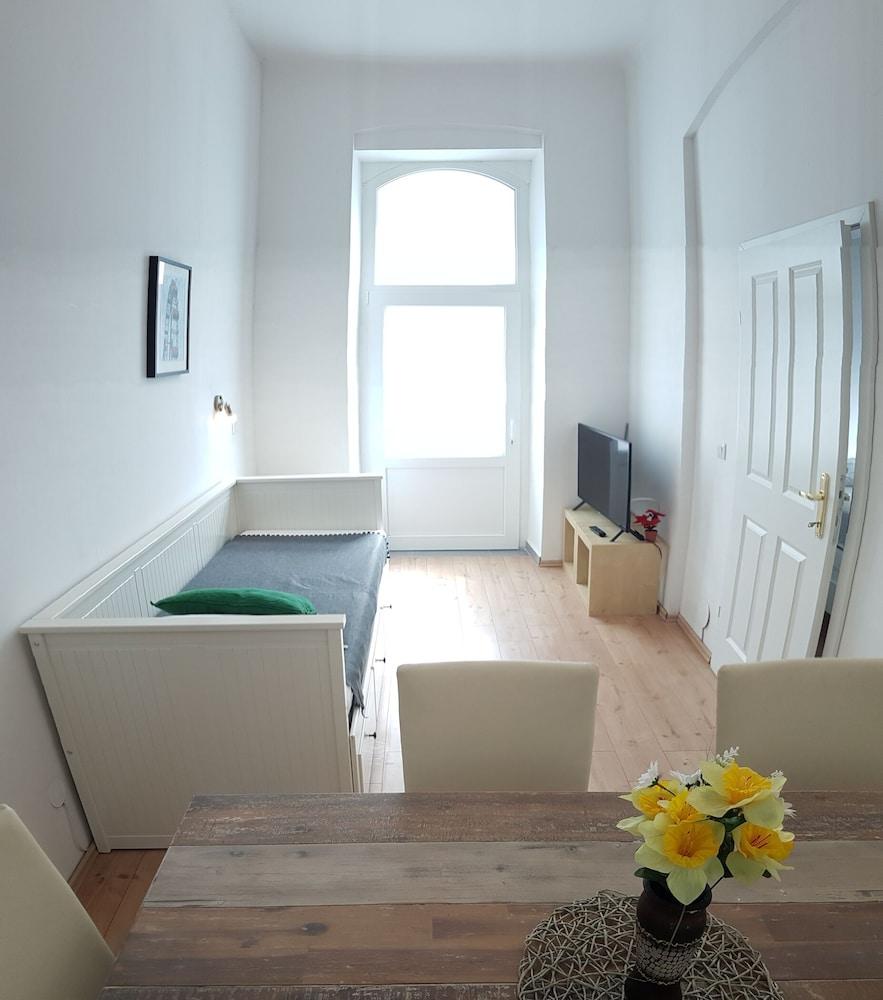 Sobieski Town Apartments