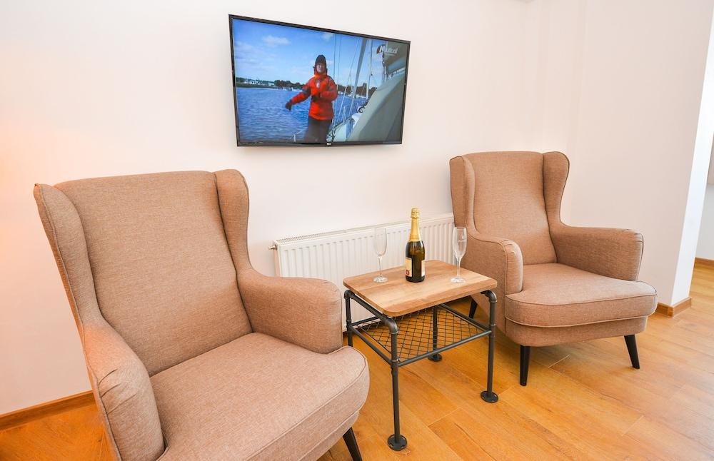 Elegance Studio - Cismigiu Gardens - Flat Tv - Free Wifi - Panoramic View