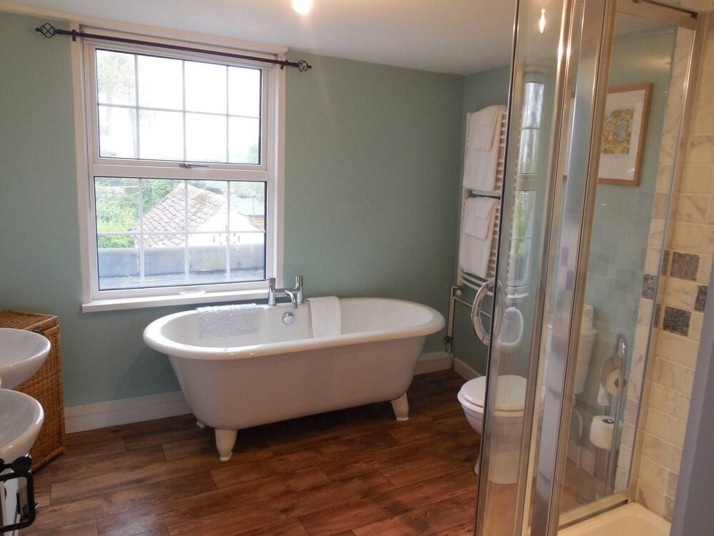 Wishing Well Cottage