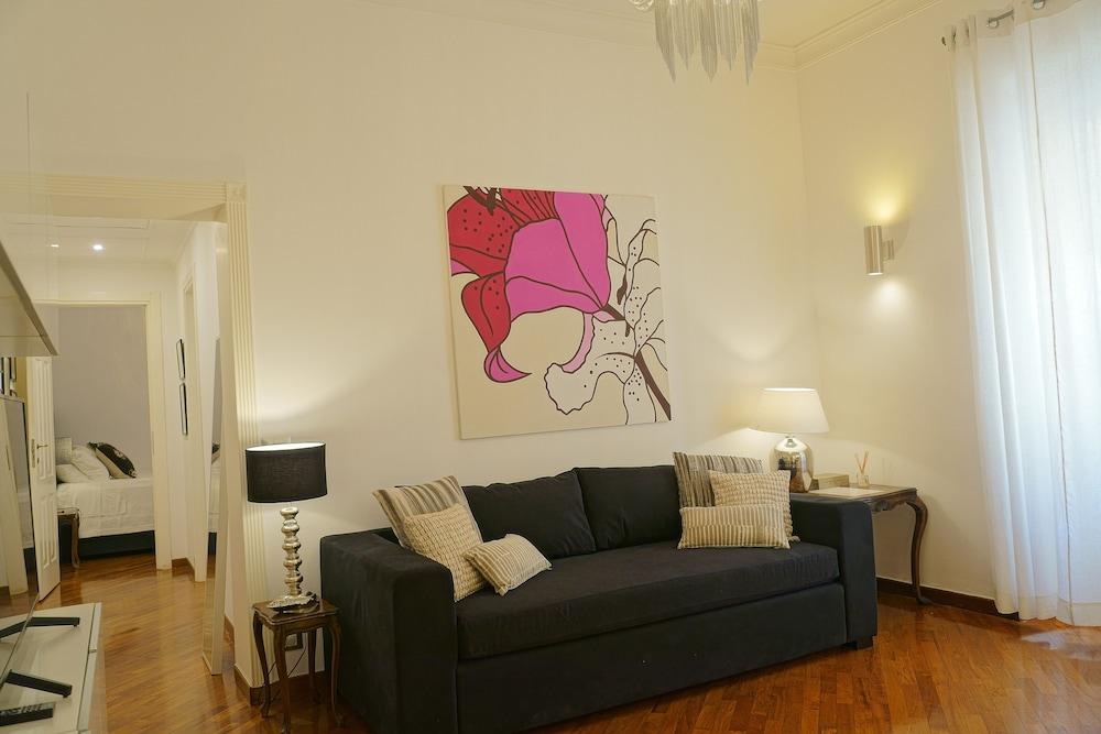 2 Bedroom Trastevere