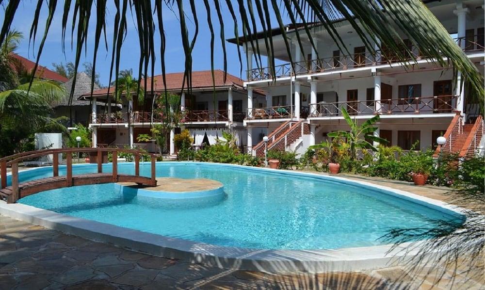 Ascot Residence One Bedroom Apartment