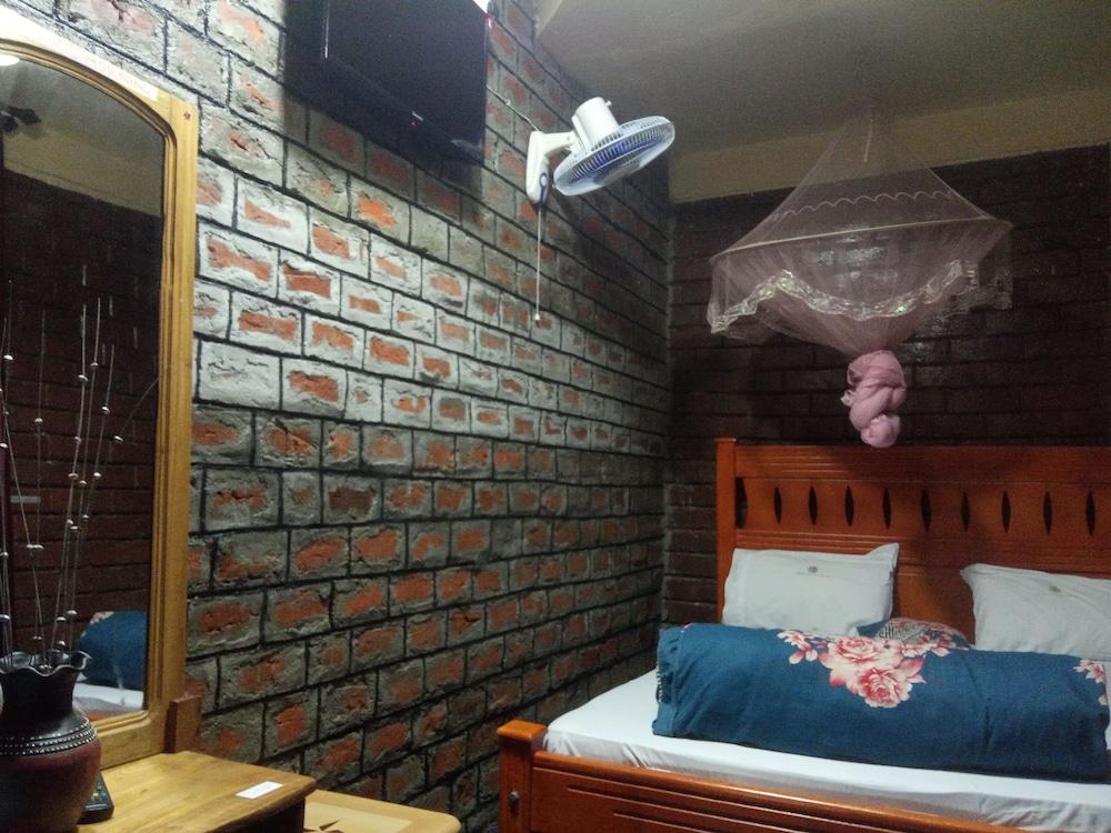 Room in Lodge - Plastic Bottles House