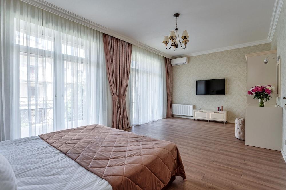 Fontan Prestige Hotel