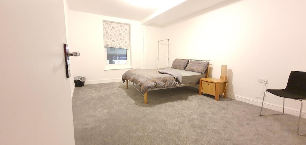 Grace Apartments - Living Stone 2