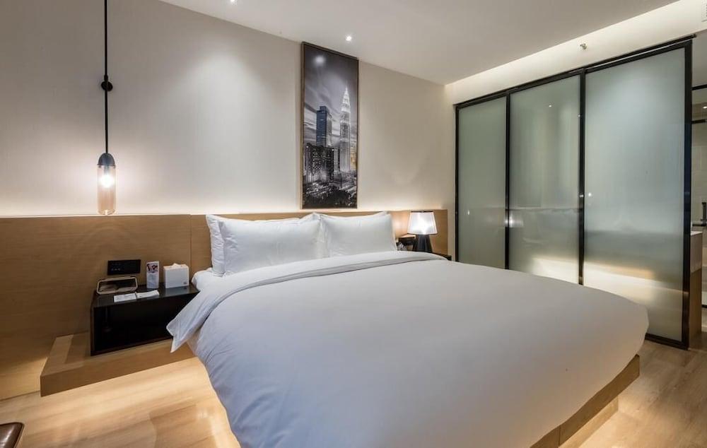 Quality Hotel Chengdu