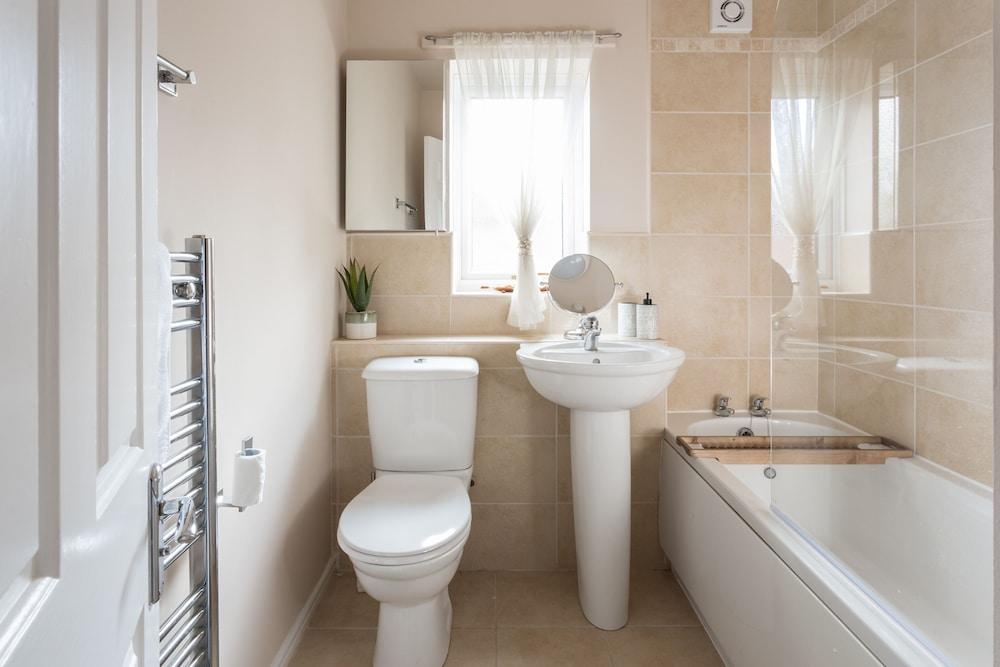 Fewster Way Townhouse