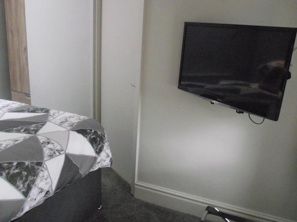 Seahawk Holiday Apartments