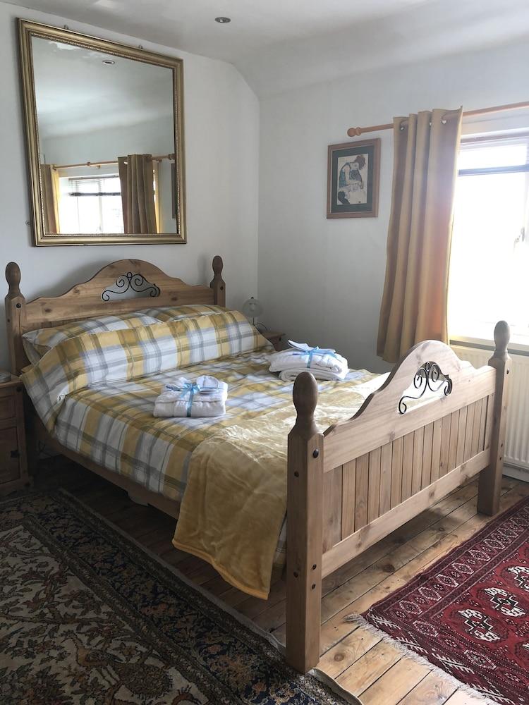 Remarkable 3-bed House in Durham