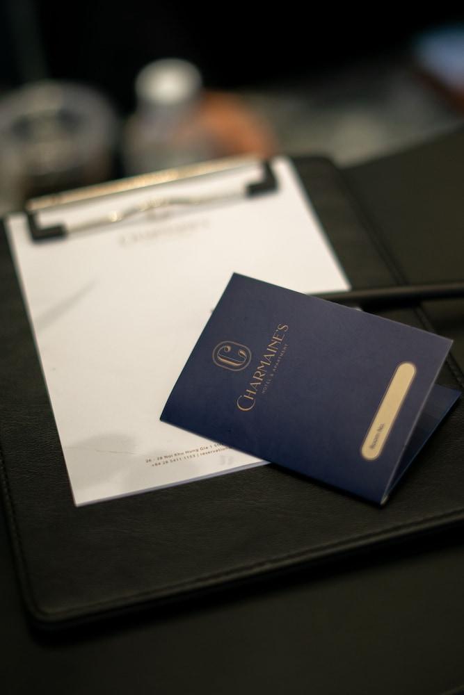 Charmaine's Hotel & Apartment