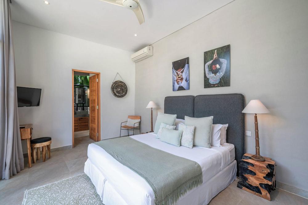 Canggu Beachside Villas - Villa Boa