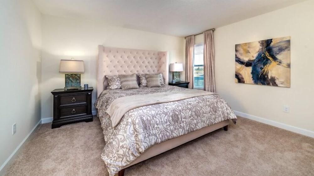 4716 Kings Castle Circle