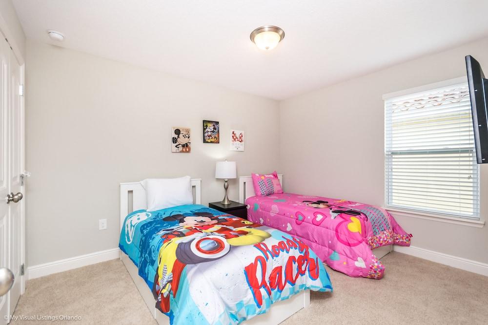 Private Pool/spa, Free Waterpark, Lazy River!