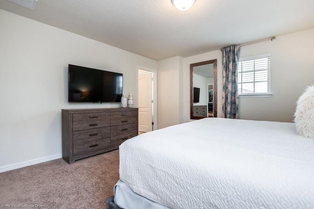 Private Pool Home w/ Spa, Game Room, BBQ & More!