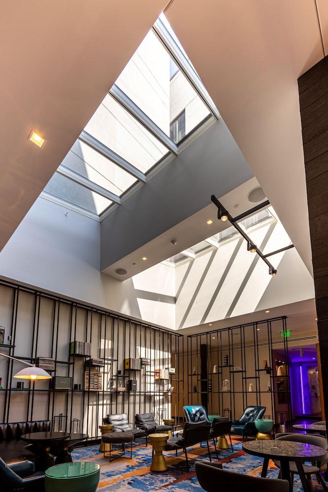 Canopy by Hilton Memphis Downtown