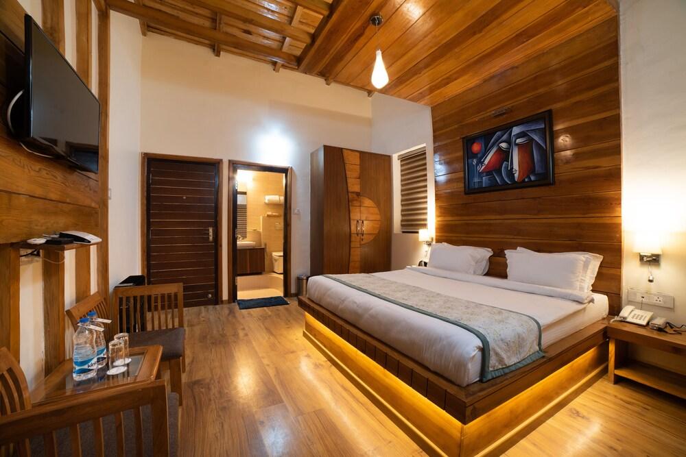 Rosewood Dhanachuli Retreat