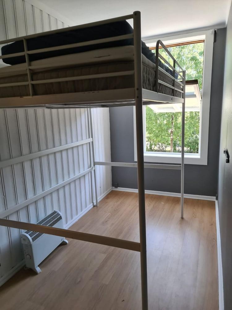 S12 2nd Floor Room in Elegant Apartment