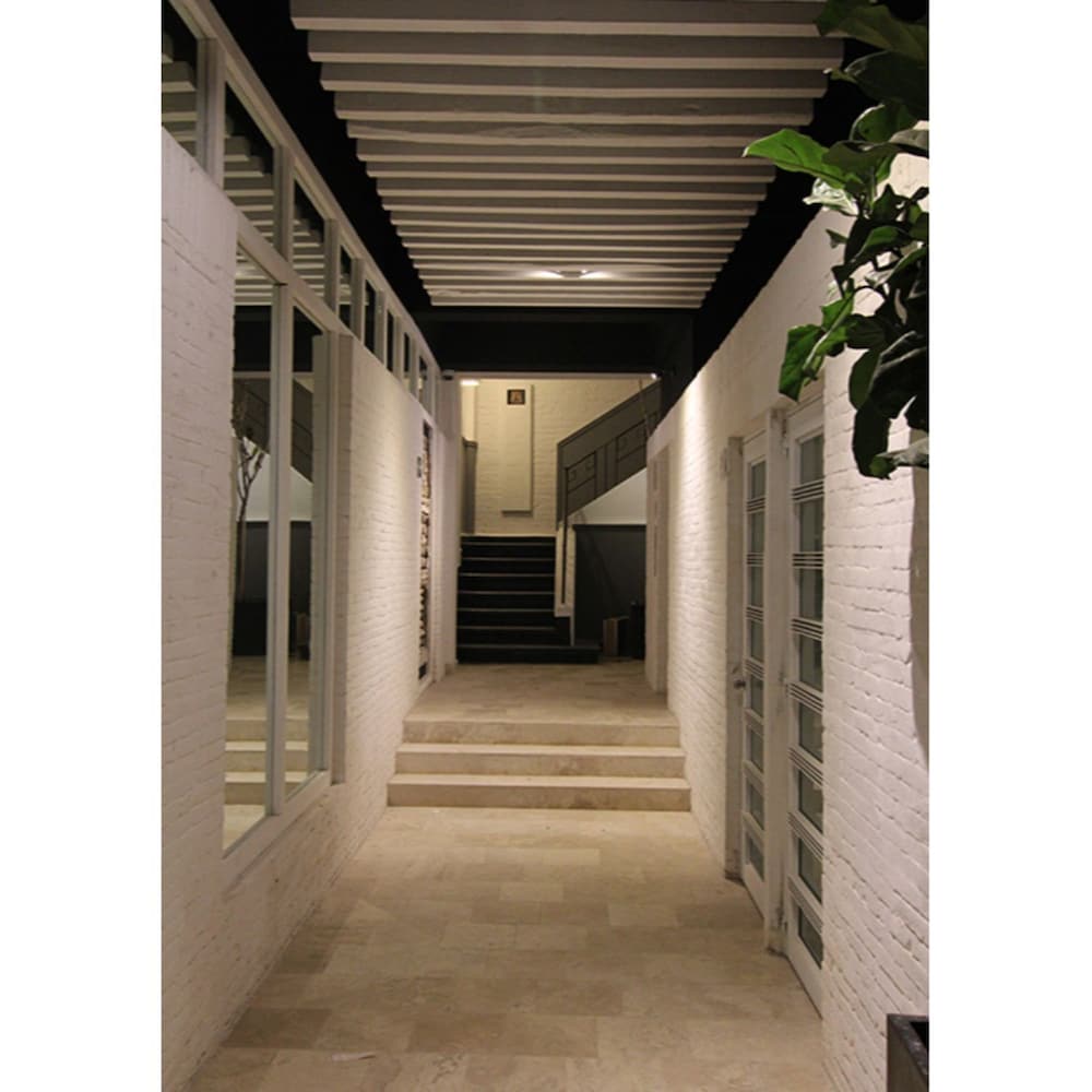 Master Loft in Historic Downtown