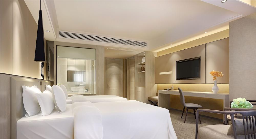 Shenzhen Bay Emerald Passion Man Hotel