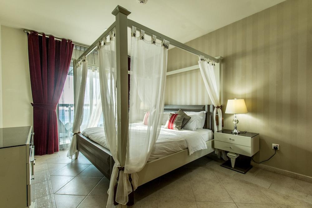 Princess Tower - Dubai Marina