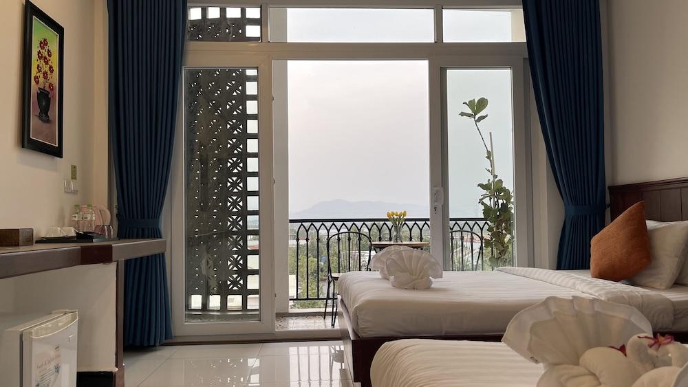 Kampot View Boutique